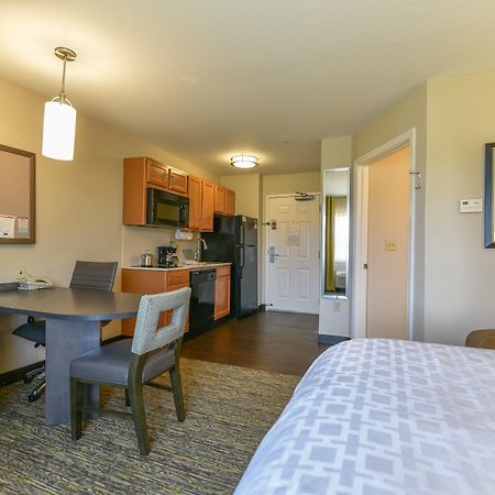 Candlewood Suites Medford By Ihg Ngoại thất bức ảnh