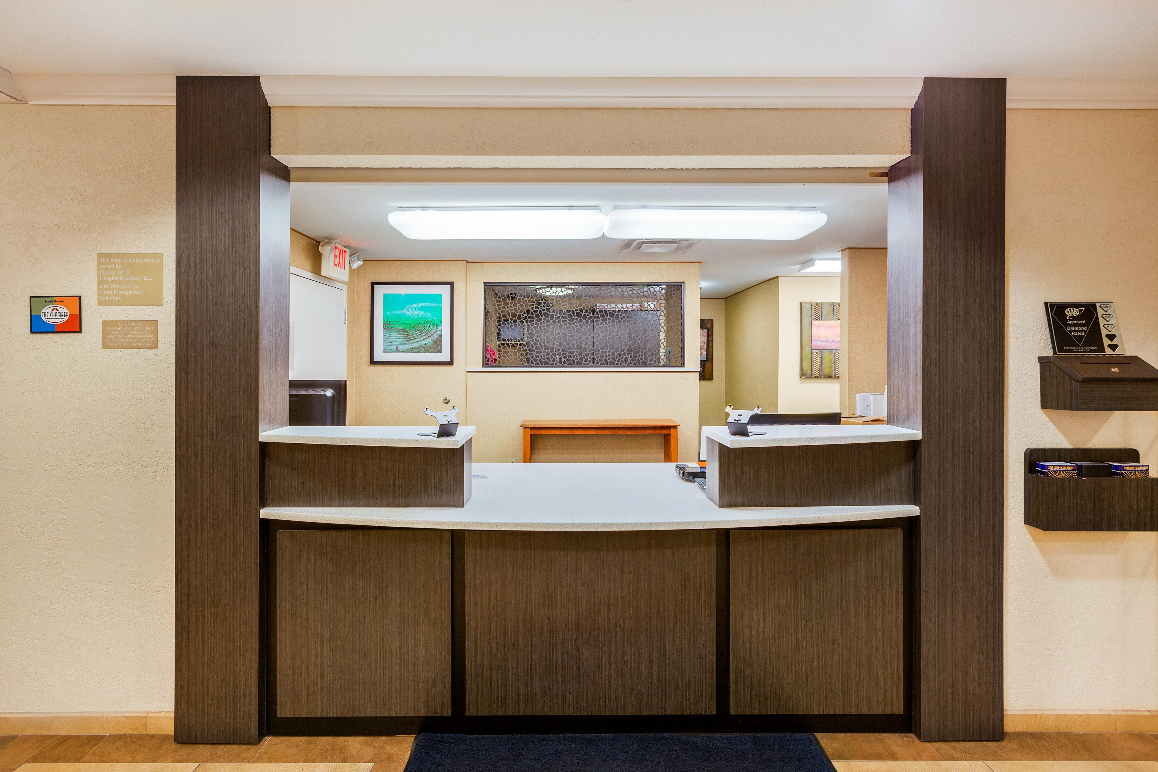 Candlewood Suites Medford By Ihg Ngoại thất bức ảnh