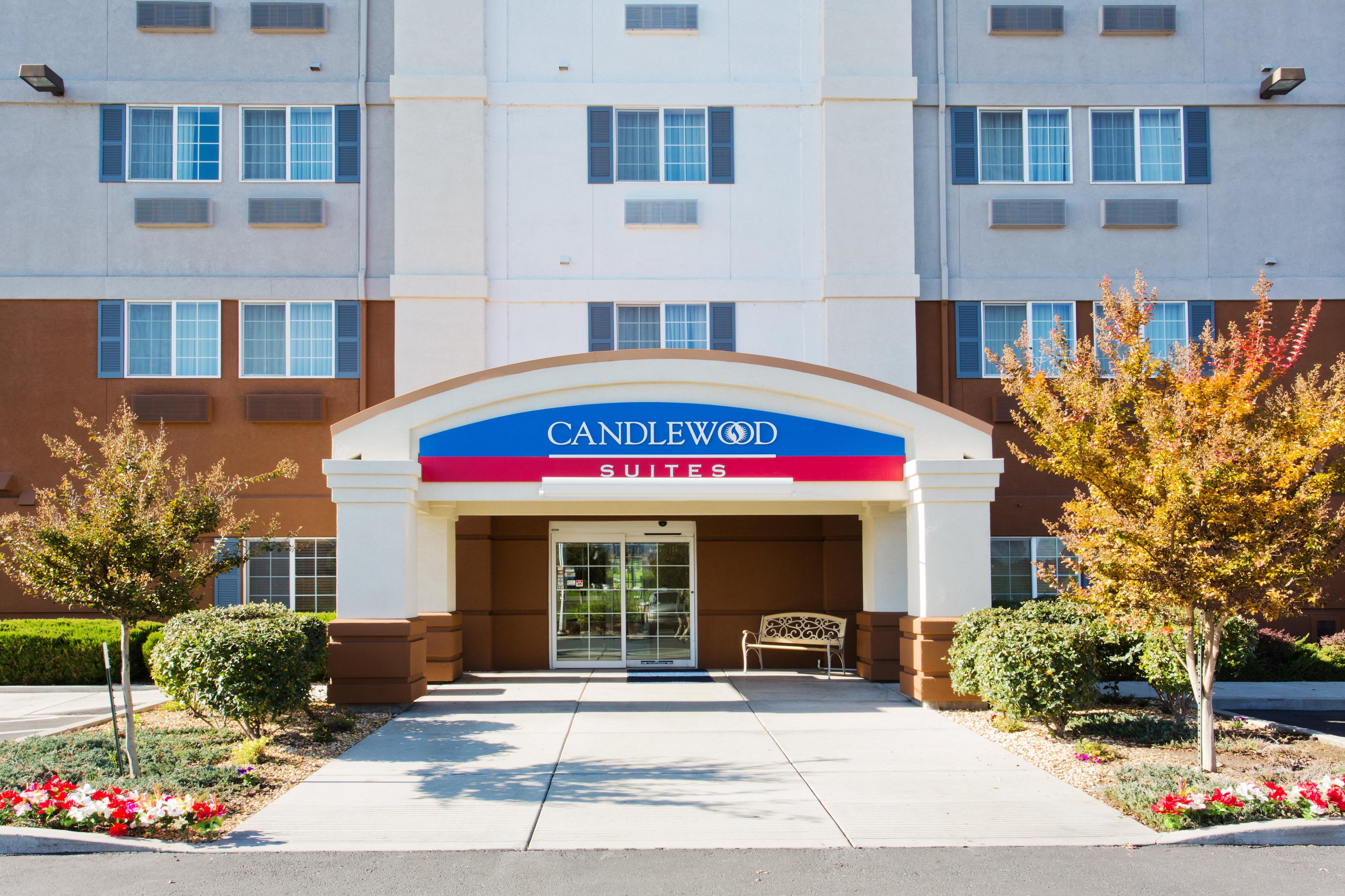 Candlewood Suites Medford By Ihg Ngoại thất bức ảnh