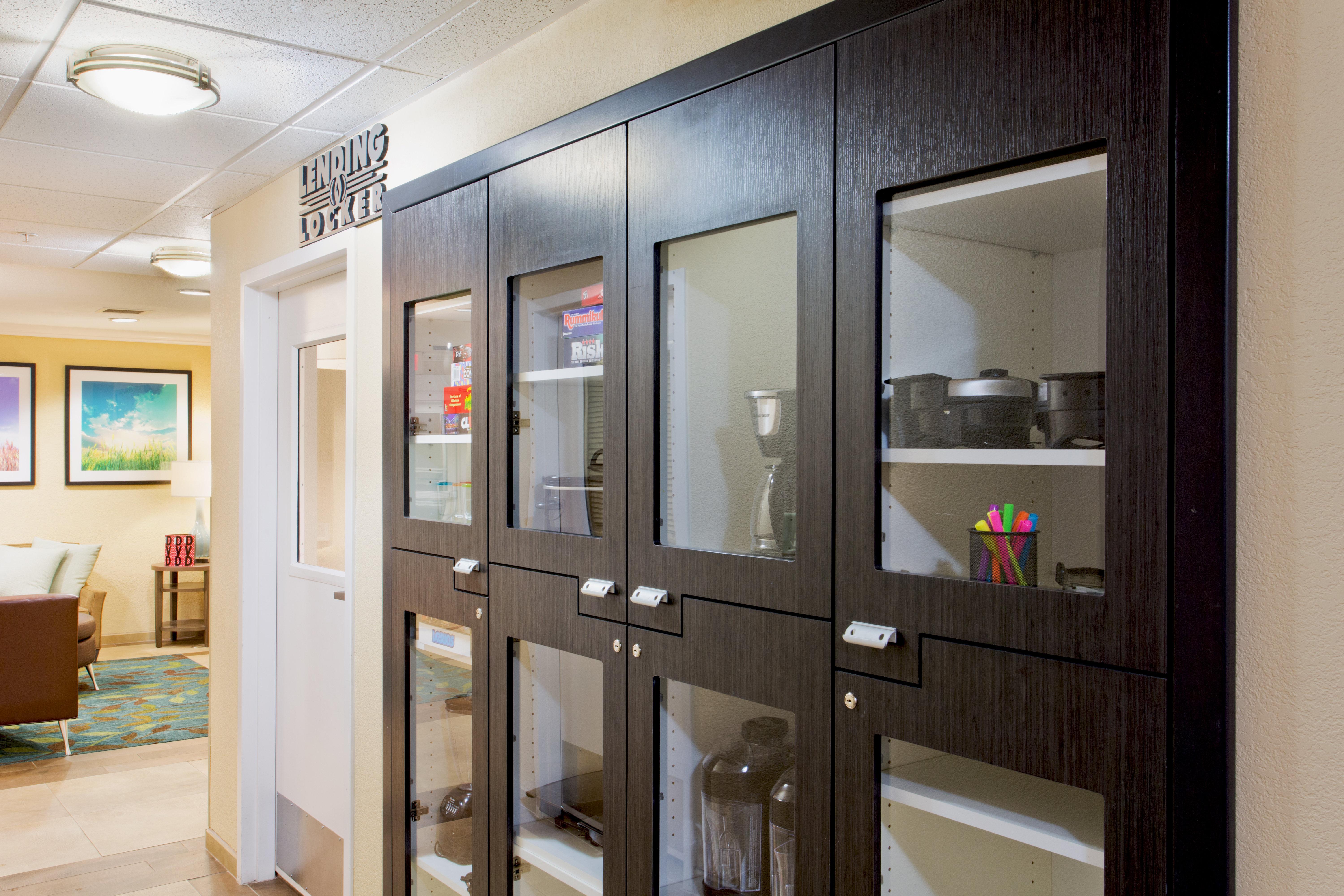 Candlewood Suites Medford By Ihg Ngoại thất bức ảnh