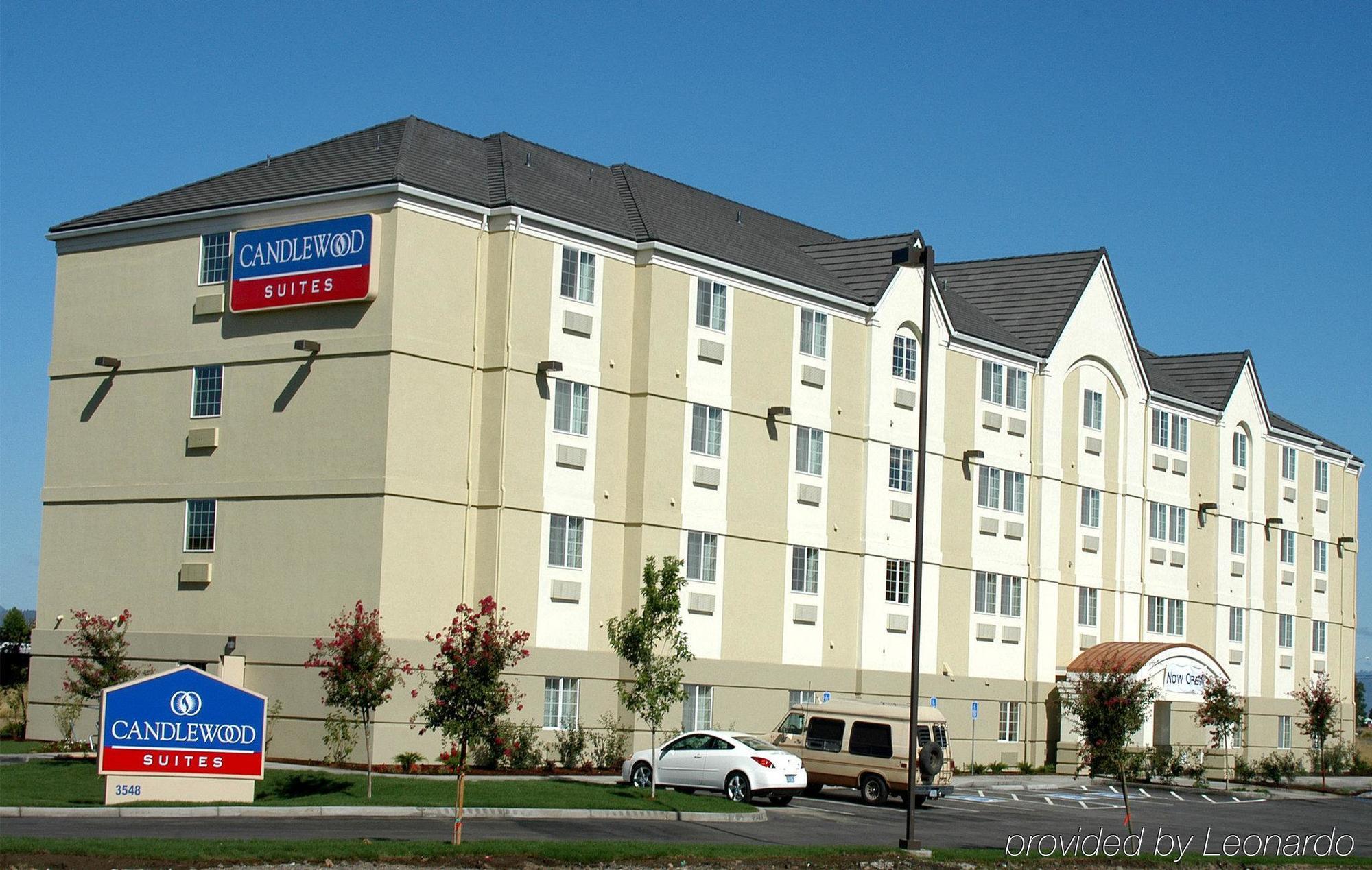 Candlewood Suites Medford By Ihg Ngoại thất bức ảnh
