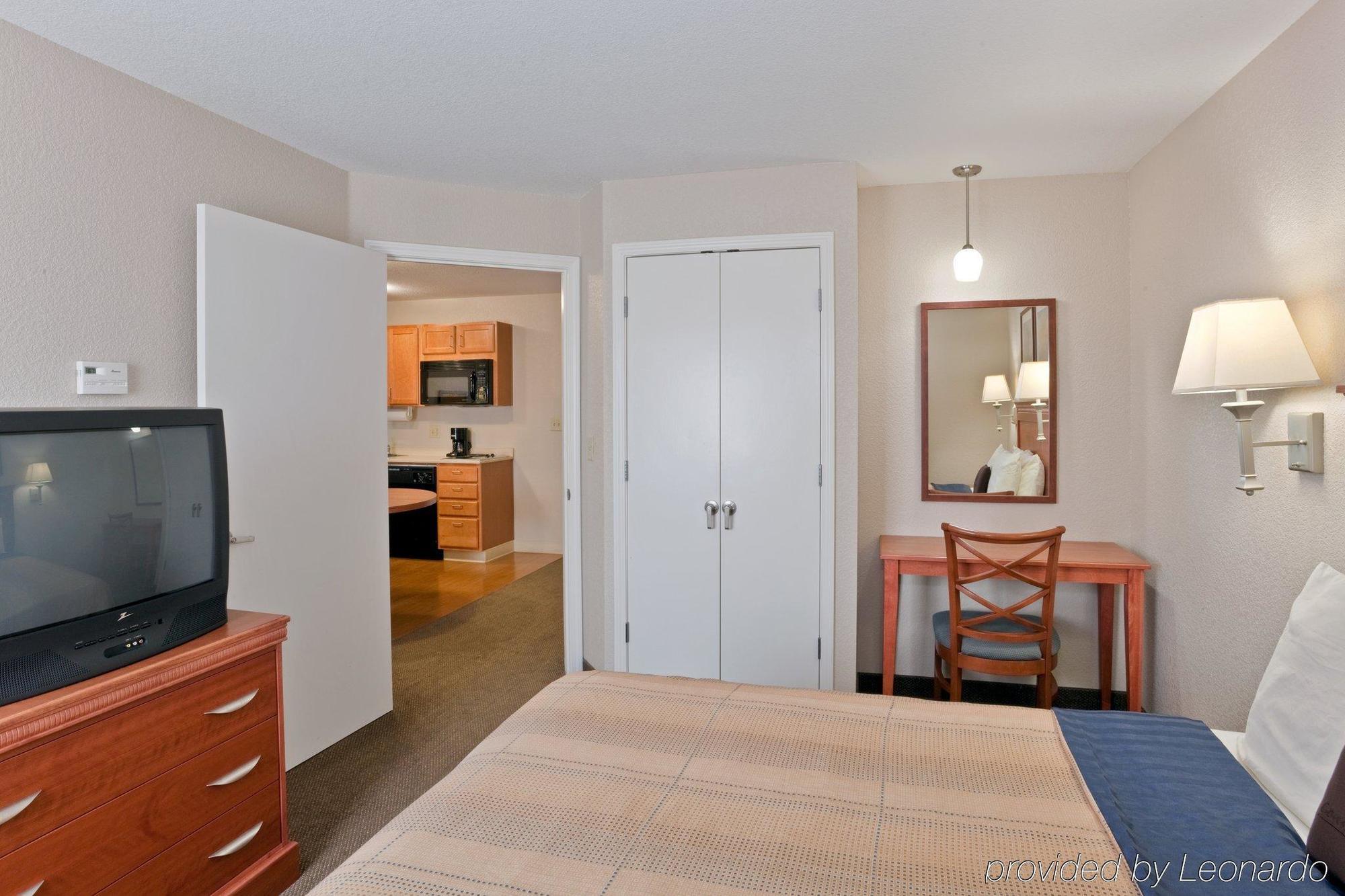 Candlewood Suites Medford By Ihg Ngoại thất bức ảnh